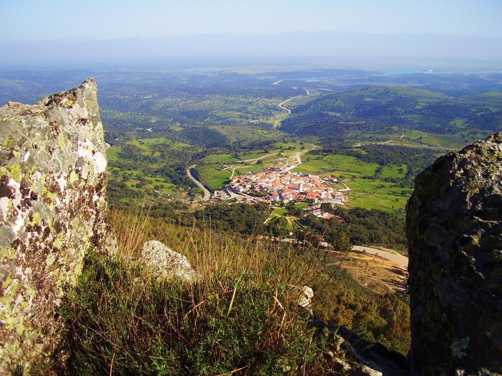 Penzion Los Montes Casas de Miravete Exteriér fotografie